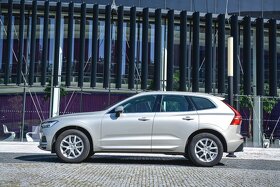 Volvo XC60 D4 Momentum Aut 1 MAJiTEL NAVI KŮŽE KAMERA - 2