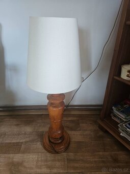 Dřevěná lampa - 2