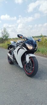 Honda CBR 1000 rr - 2