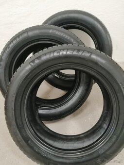 Michelin Primacy HP 215/55 R16 - 2