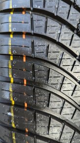 Celoroční pneumatiky Goodyear 235/50 r19 99 T - 2