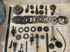 ČZ 150 C, motor, dily motoru, nabídněte cenu… - 2