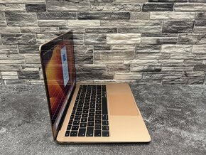 MacBook Air 13" 2018 i5 / 8GB / 256GB - 2