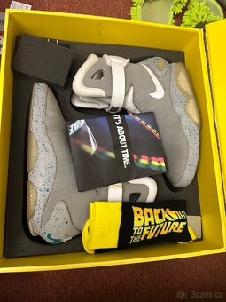 Nike mag - 2