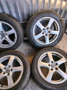 4ks alu disky orig. Volvo 5x108 r16 pneu 215/55 r16 6mm - 2