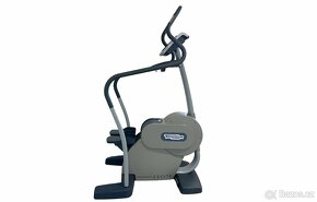 Profesionálni Stepper TECHNOGYM EXCITE 700 LCD TV - 2