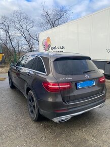 GLC 220D - 2