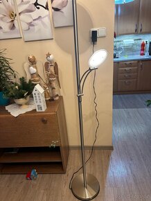 Stojací LED lampa - 2