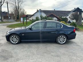 Bmw e90 325i facelift / LCI - 2