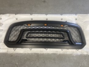 Grill na DODGE RAM 4. gen - 2