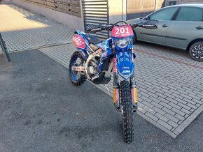 Yamaha wr 250f - 2