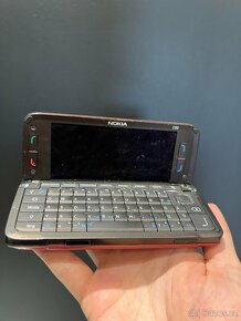 Nokia E90 - 2