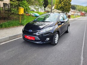 FORD Fiesta, 1.3 (60 kW), r.v. 2013, klima,parkovací senzory - 2