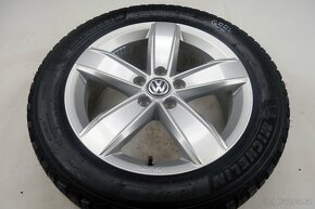 Volkswagen Passat - Originání 17" alu kola - Zimní pneu - 2