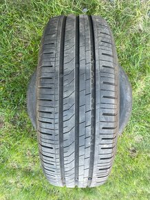 Letni pneu 185/65 R15 - 2