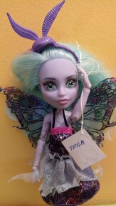 Monster high Twyla - 2