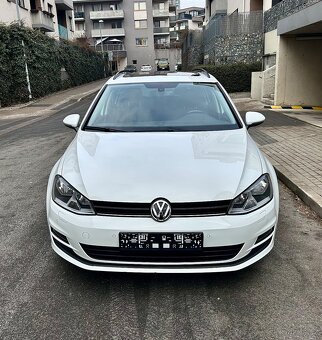 Volkswagen Golf VII combi panorama - 2