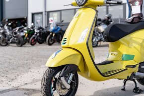 Vespa Primavera S 125 FL24 Giallo Curioso DEMO - 2