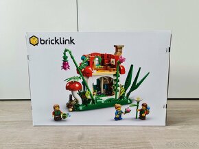 LEGO Bricklink 910037 - Houbový domek - 2