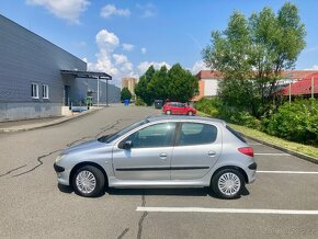 PEUGEOT 206 1,4 HDi 50kW - 2.maj ČR - Tažné zařízení - 2