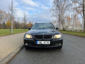 BMW 330i 190kW Touring 250tkm KLIMA TAŽNÉ - 2