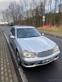 Mercedes Benz C32 AMG V6 Kompressor 3,2 L 260 kW - 2