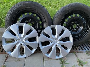 Zimní sada kol + nové originální poklice 155/65 R14 75T - 2