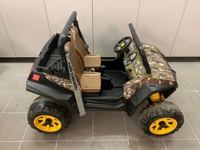 Dětské autíčko Peg perego RZR 900 camo - 2