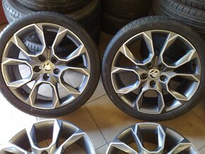 alu kola 5x100 r17 skoda,seat,vw 215/40/17 - 2