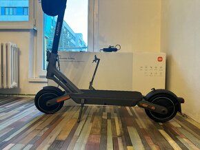 Xiaomi scooter 4 ultra, stav noveho zbozi, najeto 64 km - 2