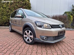 Cross Touran 2.0TDI 103kW,DSG,1.maj.servis pouze VW, kůže - 2