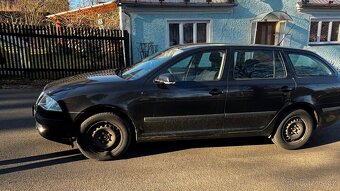 Škoda Octavia 2  1.6 75kw - 2