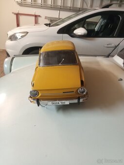 Skoda 100 1:8 - 2