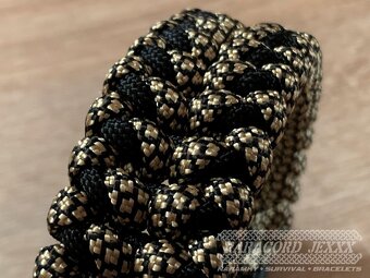 PARACORD náramek (19 cm) black - bronze - 2