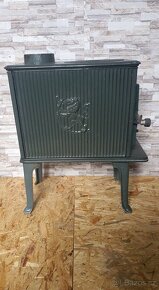 Litinová kamna Jotul F 602 N zelený smalt - 2