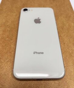 Apple iPhone 8 64 GB - velmi dobrý stav - PRODÁNO - 2