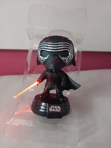 Funko Pop Kylo Ren svitici 308 - 2