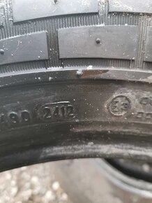 ZIMNI PNEU BUS  Pirelli 215/65/16C 7mm 2 KS - 2