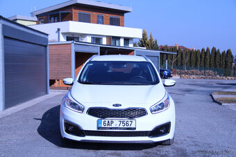 KIA CEED, 1.6GDI, 2017, ČR, automatická převodovka, 32tis km - 2