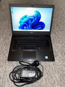 Ultrabook Fujitsu Lifebook U7490 - Core i5 - DDR4 - 3G - 2