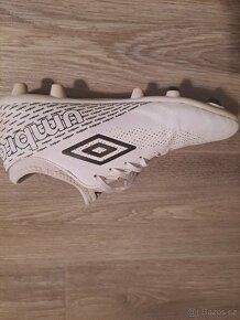 Prodám kopačky umbro 42 - 2