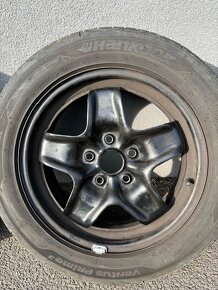 4ks poklic orig. VW 16" pro strukturovaný disk - stav 1A - 2