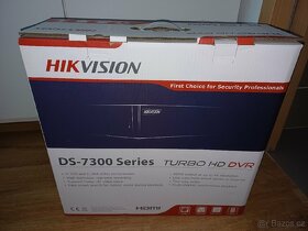 HIKVISION DS-7300 digitální video rekordér - 2