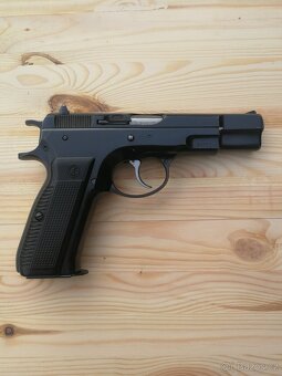 pistol CZ 75 1983 - 2