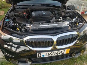 BMW 318d Touring G21 75.000km Panoramadach - 2