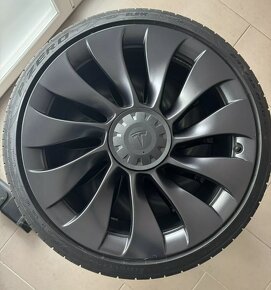 4x Originální kola Tesla Model 3 20" Überturbine

 - 2