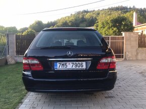 Prodám Mercedes Benz E-320 4 matic Elegance - 2