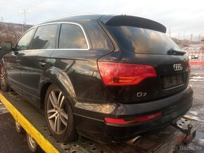 Audi Q7 BUG veškeré díly z vozidla - 2