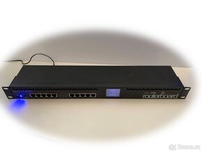 Router Mikrotik RB2011UiAS-RM - 2