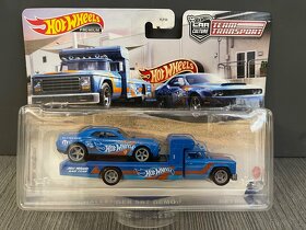 Hot WHEELS Premium Team Car Transport - 2